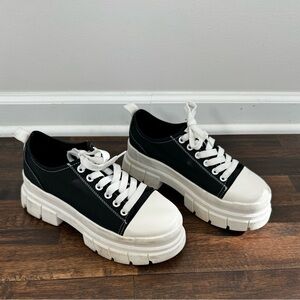 Forever 21 lace-up, lug-sole canvas sneakers